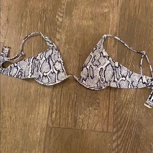 Zaful Snakeskin Bikini Top